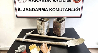 KAÇAK KAZIYA 4 GÖZALTI