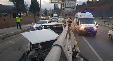 Refüjdeki duvara çarptı! ÖLÜMDEN DÖNDÜ