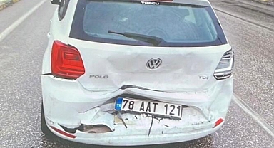 Zincirleme trafik kazasında 2 çocuk yaralandı