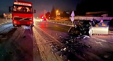 Karabük'te tır ile çarpışan otomobilin sürücüsü yaralandı