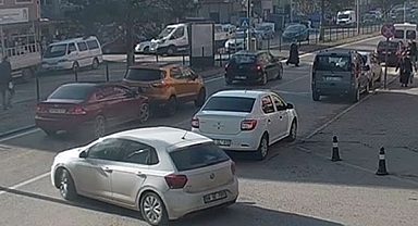 YAYA GEÇİDİNDE Kİ KAZA KAMERADA