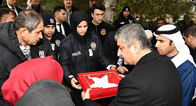 Polis memuru Fatma Akın Akıllı, toprağa verildi!
