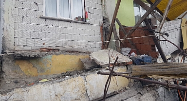 Karabük'te heyelan: 2 katlı ev boşaltıldı