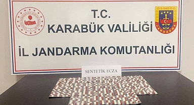 Şüphe üzerine durdurulan araçtan uyuşturucu çıktı: 3 tutuklama
