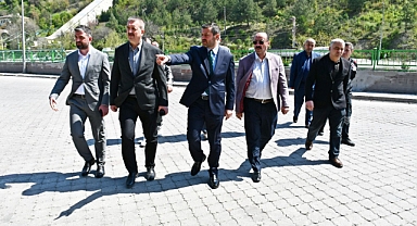 Başkan Çetinkaya Şehirlerarası Otobüs Terminalinde İncelemelerde Bulundu