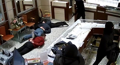 Safranbolu'da silahlı kuyumcu soygunu kamerada