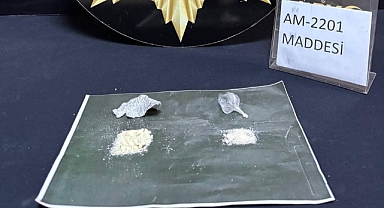 Polisten uyuşturucu operasyonu: 3 gözaltı