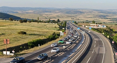 Kemikli Rampaları'nda tatil dönüşü yoğunluğu sürüyor