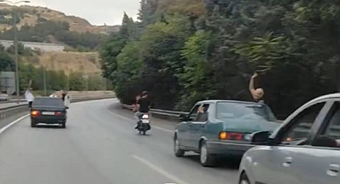 Asker Konvoyunda Trafiği Tehlikeye Attılar