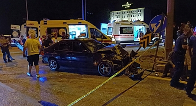 Safranbolu'da kavşakta çarpıştılar, araç takla attı:7 yaralı