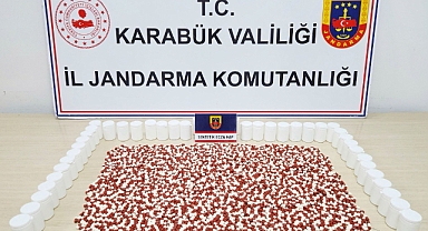 Şüpheli araçtan iki bin sentetik hap çıktı