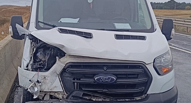 Eskipazar’da panelvanla çarpışan otomobildeki 2 kişi yaralandı