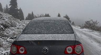 Safranbolu'ya mevsimin ilk karı düştü