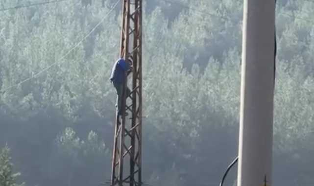 Trafik cezasına kızdı elektrik direğine çıktı