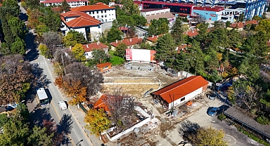 Özkan Çetinkaya, Yenişehir Açık Hava Sineması’ndaki Çalışmaları İnceledi 