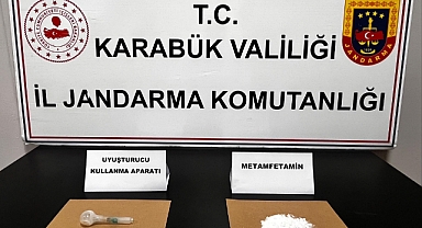 70 adet sentetik ecza hap ele geçirildi