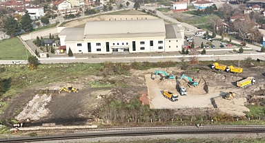 ADALET SARAYINDA İLK KAZMA VURULDU 