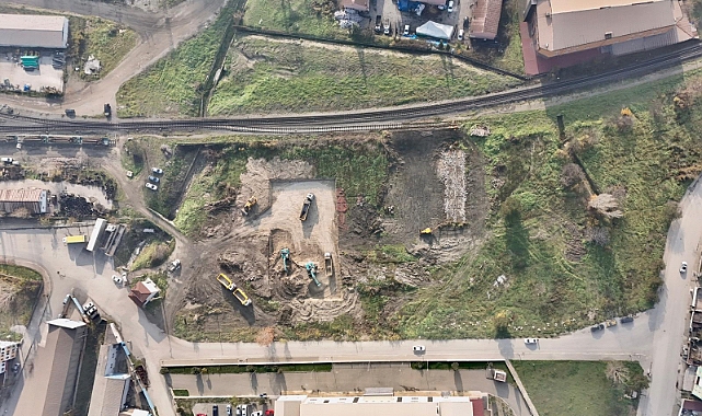 ADALET SARAYINDA İLK KAZMA VURULDU 