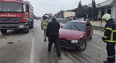 Safranbolu'da otomobiller çarpıştı: 1 yaralı