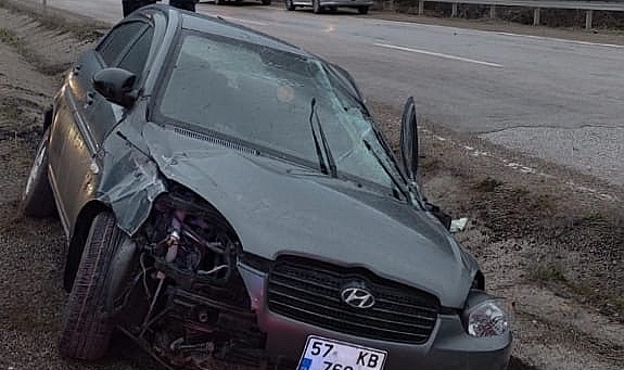 Safranbolu’da otomobil su kanalına düştü, 1 kişi yaralandı