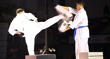 Türkiye Kyokushin Karate Şampiyonası’nın Açılış Seremonisi Karabük’te Gerçekleştirildi 