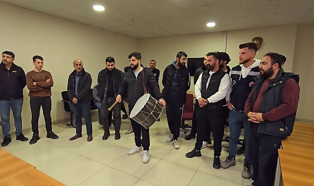 Davulcular Sınavdan Geçti 