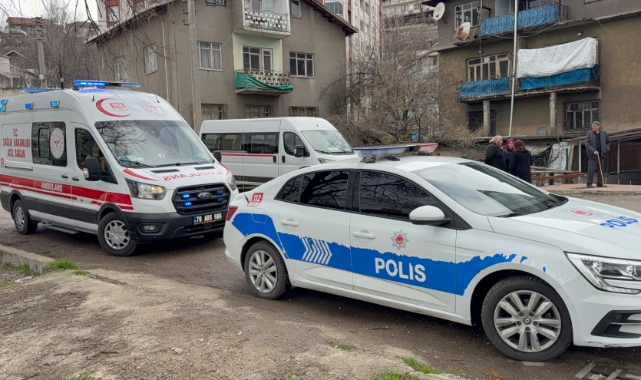 Evinde Ölü Bulundu 