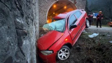Karabük’te iki otomobilin çarpıştığı kaza kamerada; 1 ölü, 5 yaralı