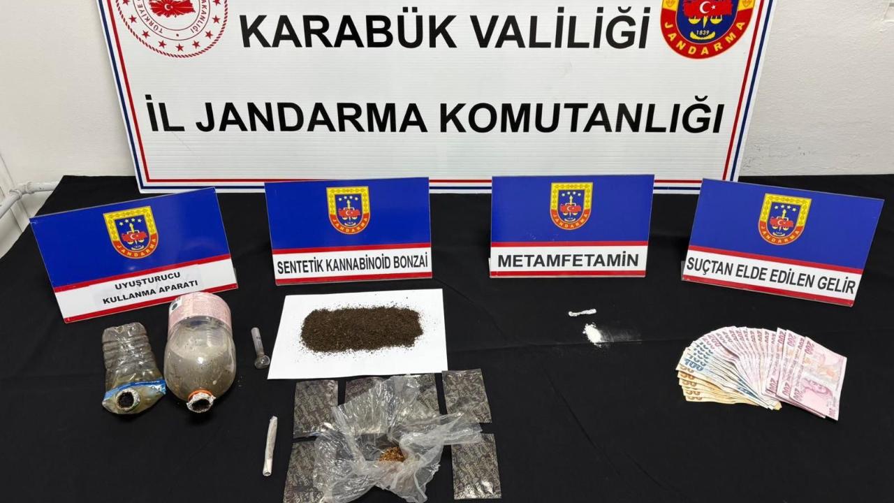 KARABÜK'TE UYUŞTURUCU OPERASYONU: 8 GÖZALTI