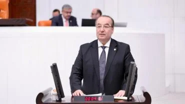 AKAY, ‘’KARABÜK CUMHURİYETİN SANAYİ İRADESİDİR, BU MİRAS GÖRMEZDEN GELİNEMEZ”