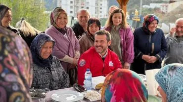 BAŞKAN ÇETİNKAYA GÖNÜLLERE DOKUNUYOR