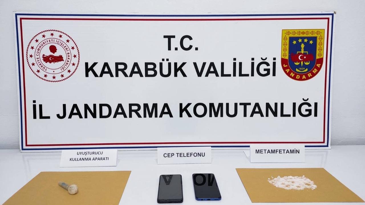 Kaçak kazı ve uyuşturucu operasyonlarında 11 kişi yakalandı