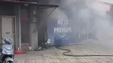 Karabük’te itfaiyecilerin dumanlar arasındaki mücadelesi kamerada