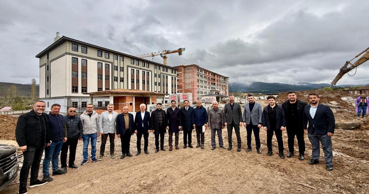 AK Parti heyetinden Eskipazar’a çıkartma